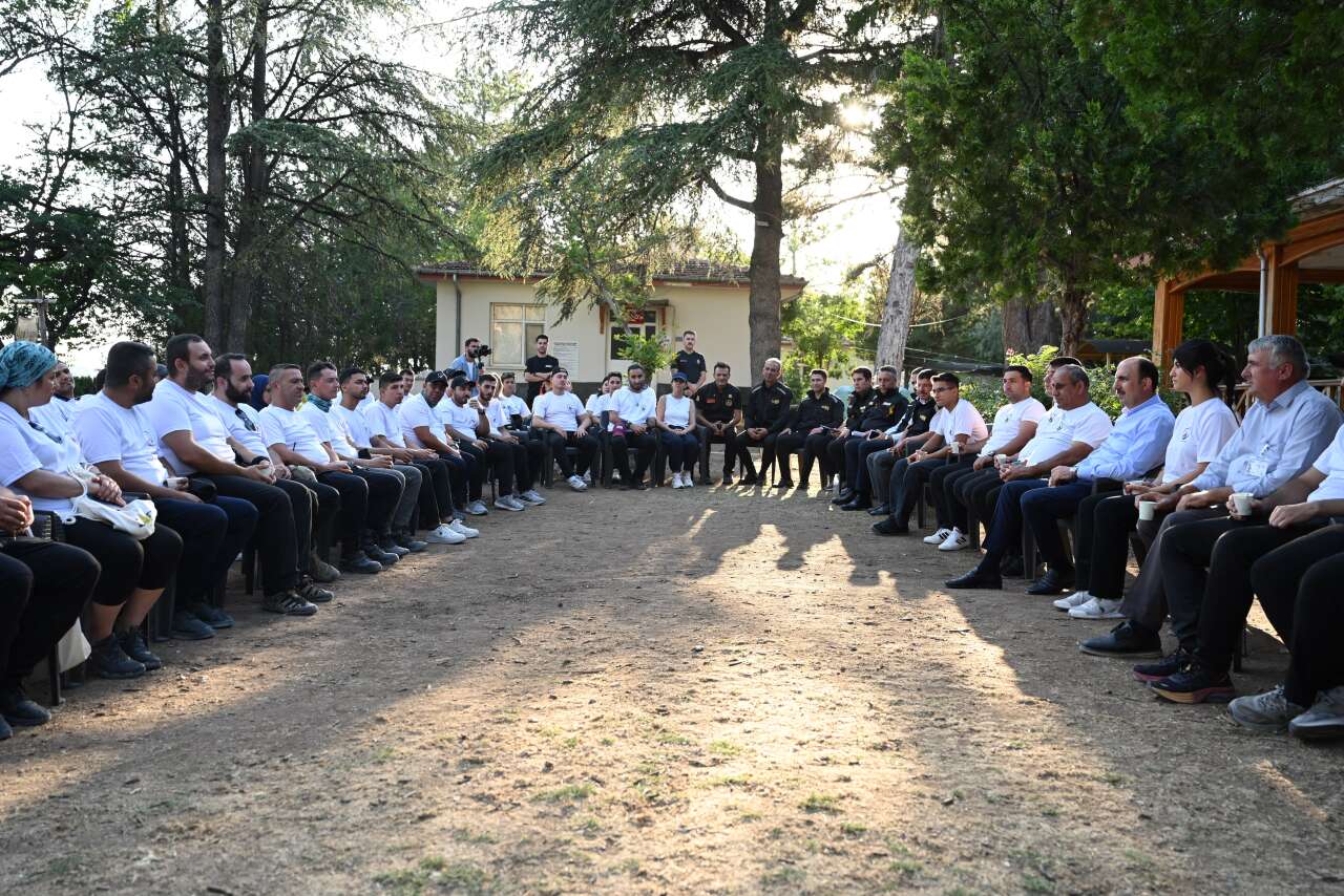 Konya'da afetlere karşı hazırlık zamanı! Başkan Altay gönüllülerle buluştu 3